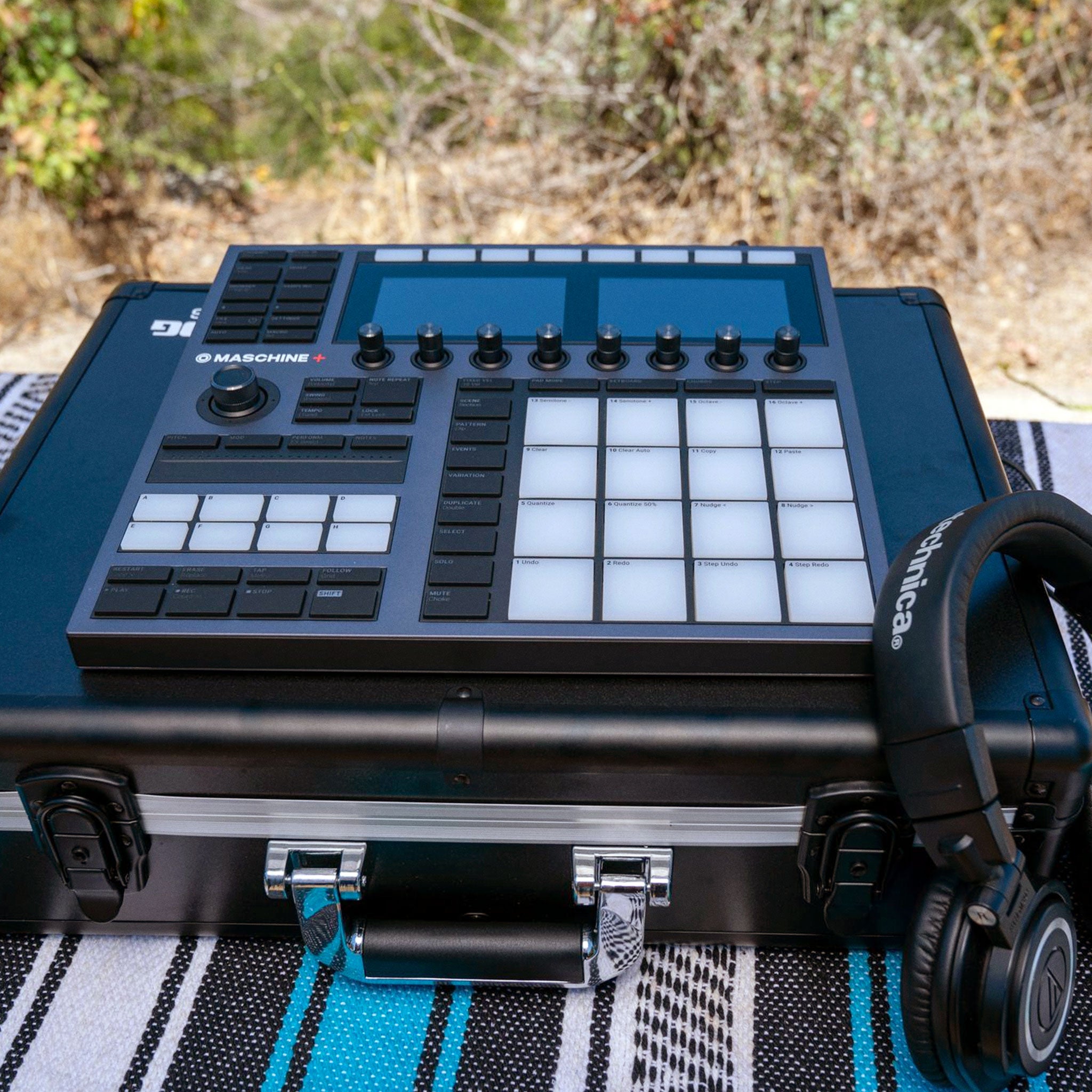 Native Instruments Cases Native Instruments MASCHINE+ Hard Case | Analog Cases